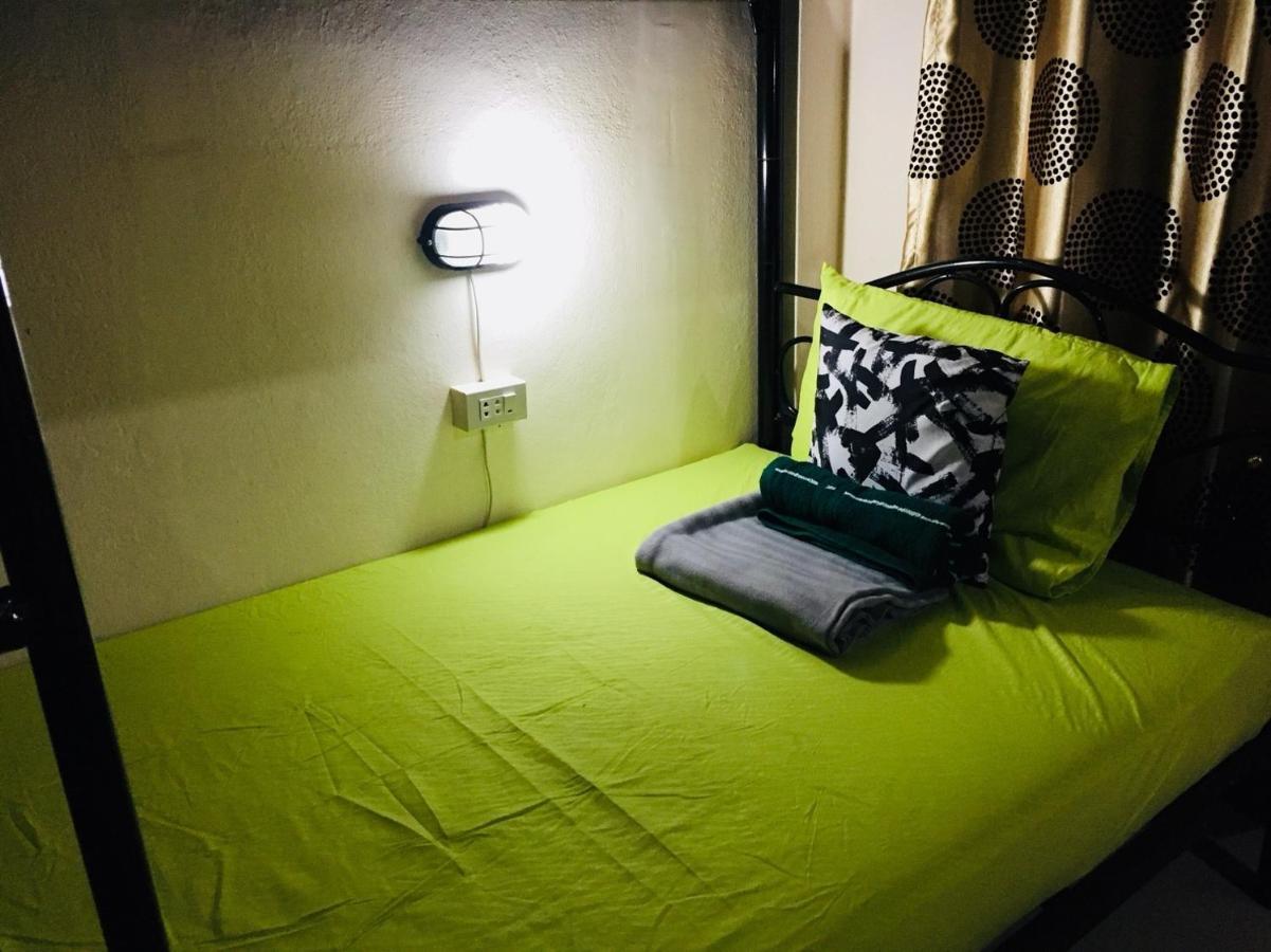 Interpartie Hotel (Adults Only) Bangkok Ruang foto
